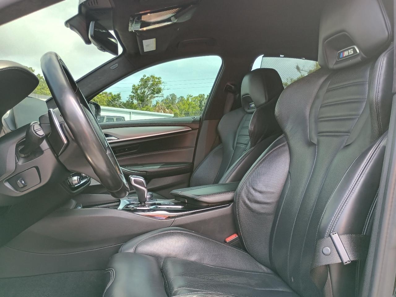 Bmw M5Sedan - Thumbnail 8