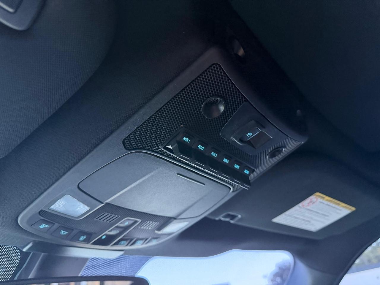 Ford F-350 Sdplatinum Crew Cab Long Bed Drw 4Wd - Thumbnail 17