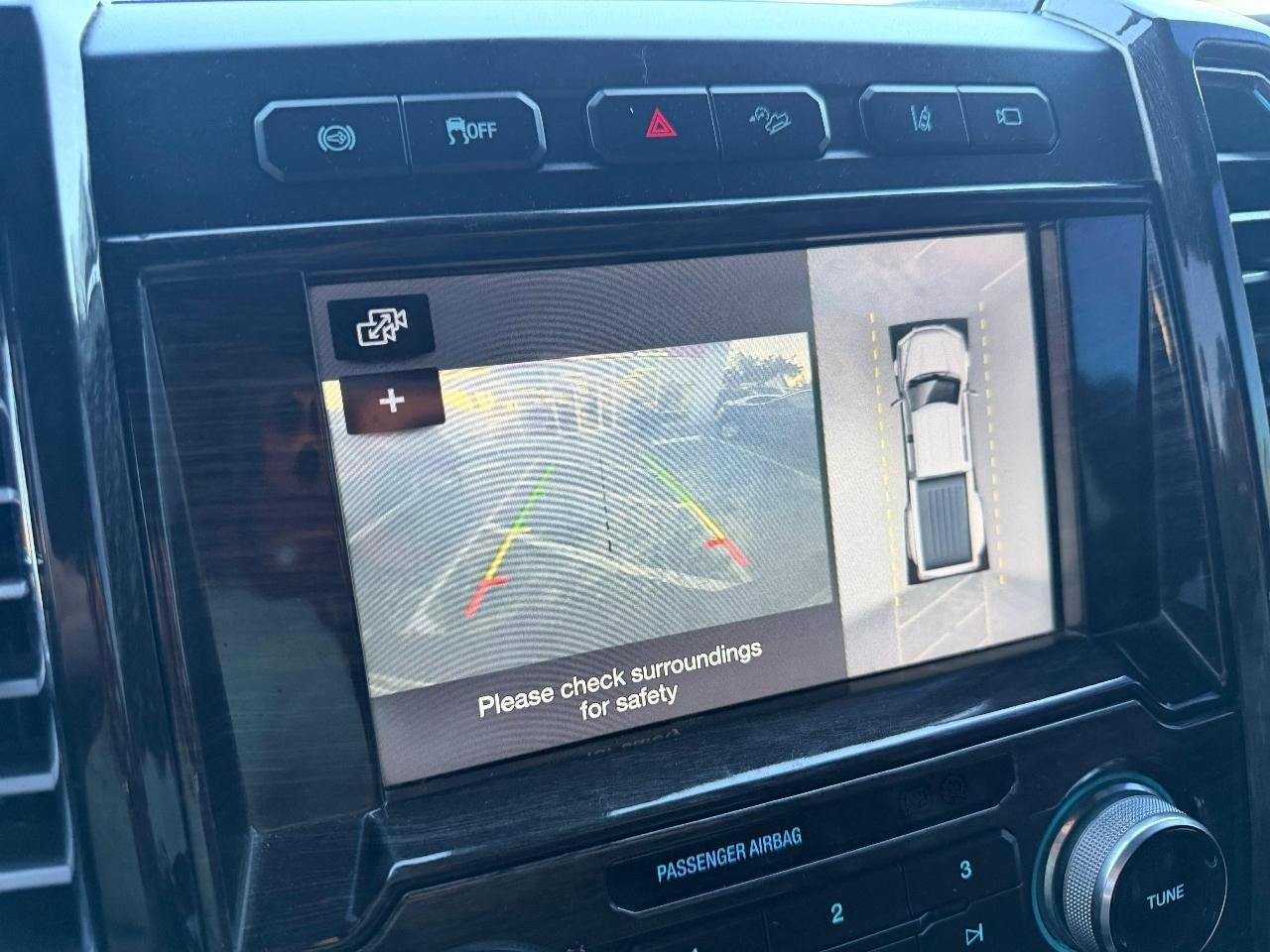 Ford F-350 Sdplatinum Crew Cab Long Bed Drw 4Wd - Thumbnail 19