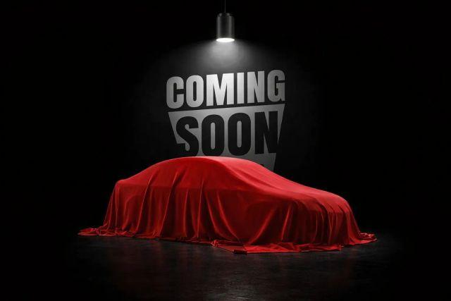 CADILLAC ESCALADE ESV - View 1