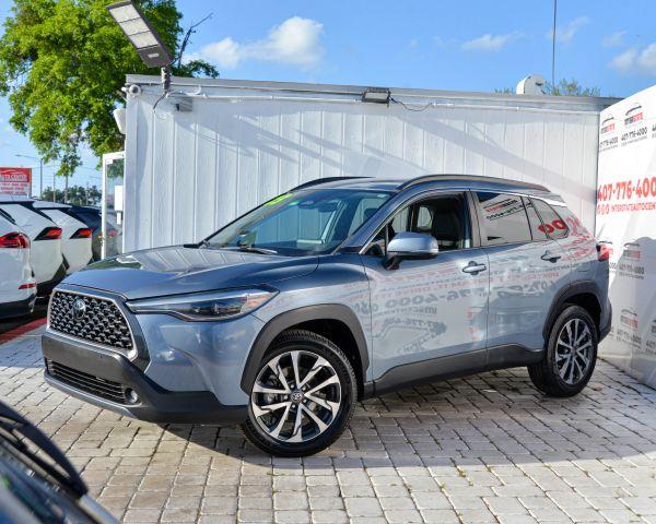 TOYOTA COROLLA CROSS - Thumbnail 3