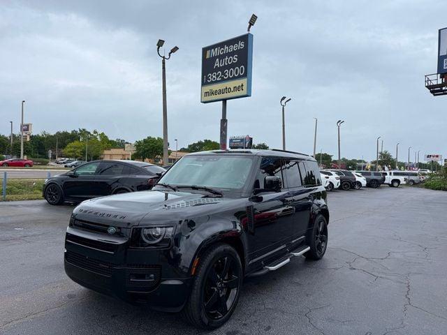 Land Rover Defender 110 X-Dynamic SE AWD - View 1