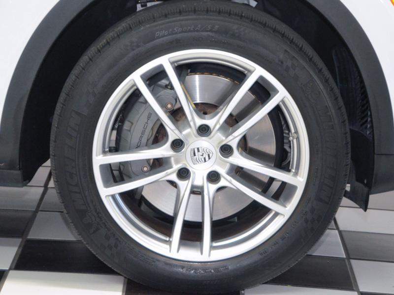 Porsche Cayenne S *1 Owner*Premium +*Park Assist*100K+ Msrp*17,800 Mi* - Thumbnail 14