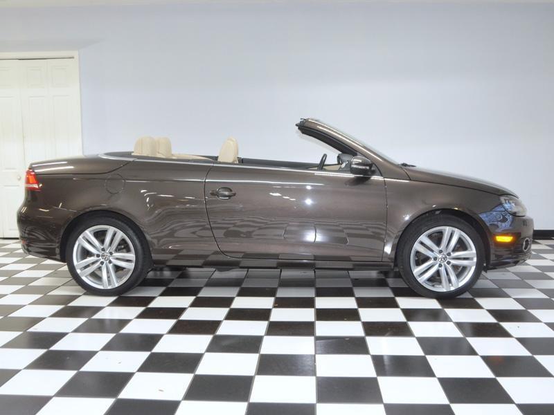 Volkswagen Eos Executive 1 Owner*Executive Edition*32K Original Miles* - Thumbnail 10