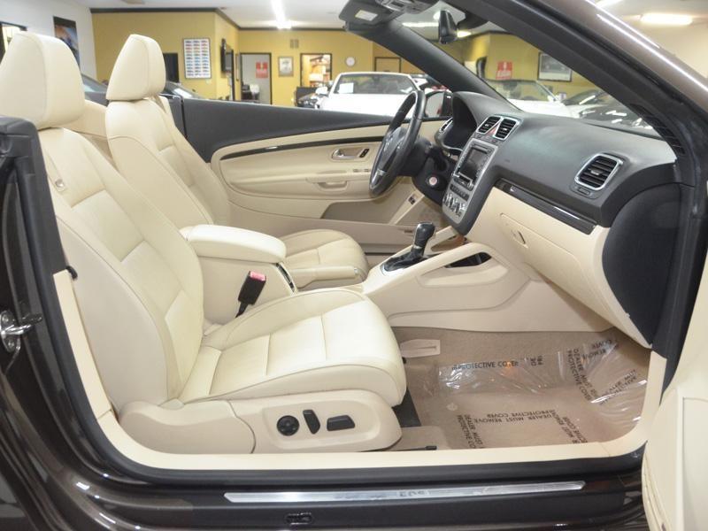 Volkswagen Eos Executive 1 Owner*Executive Edition*32K Original Miles* - Thumbnail 17