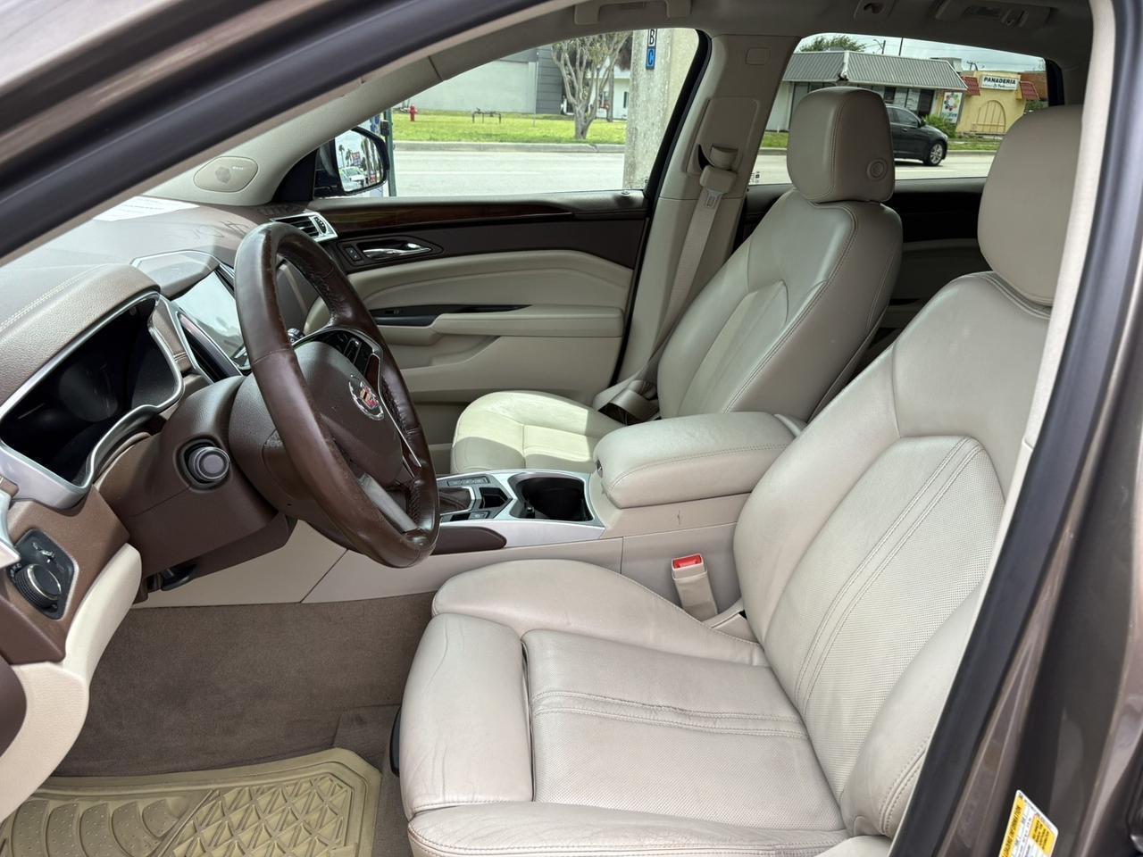 Cadillac SRX - Thumbnail 6