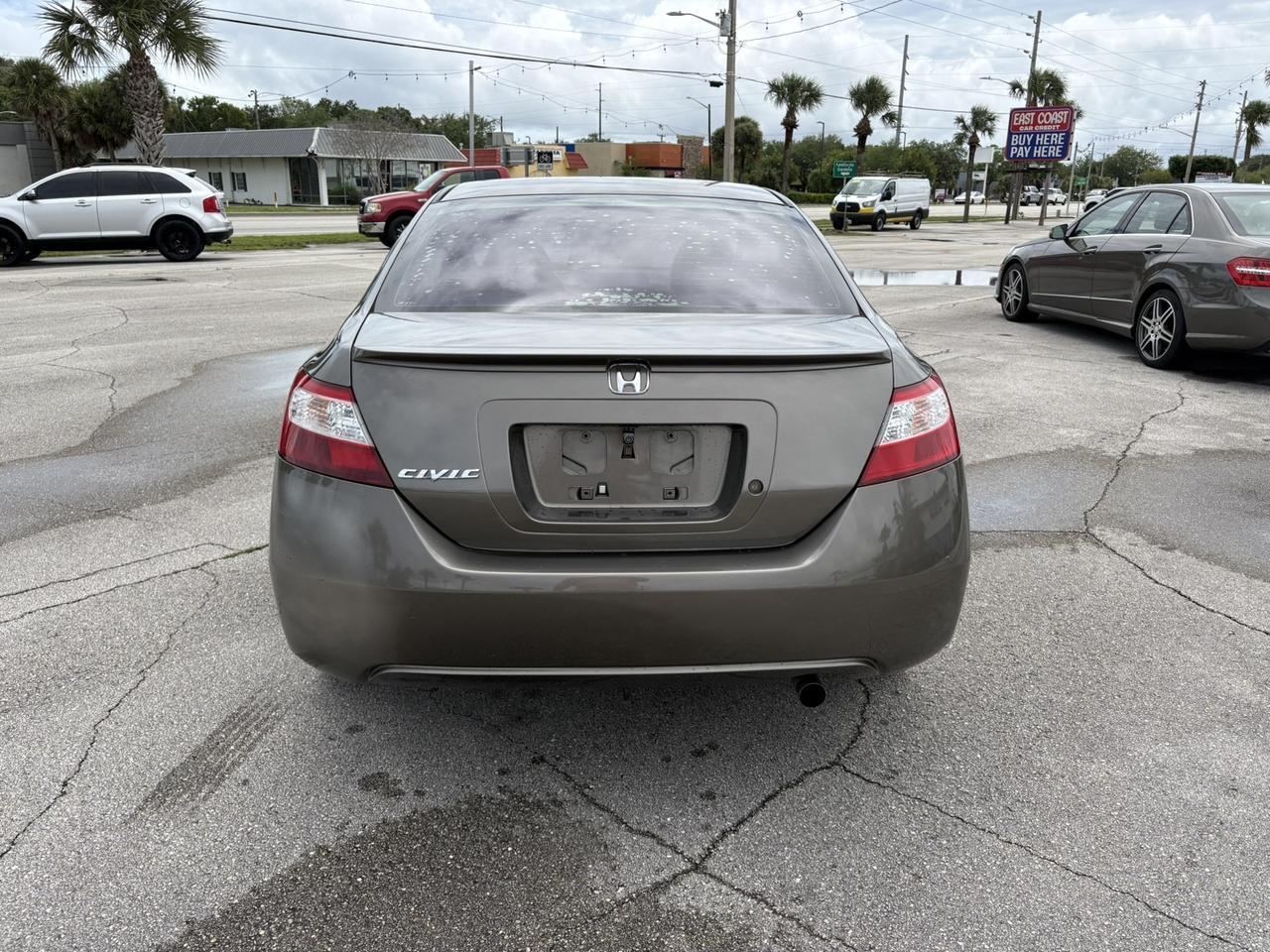 Honda Civic Cpe - Thumbnail 3