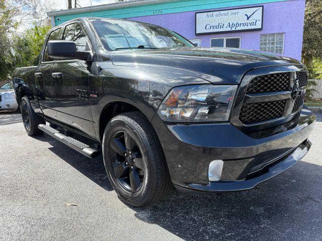 RAM 1500 QUAD CAB - Thumbnail 2