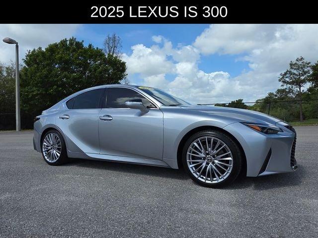 Lexus Is 300 - View 1