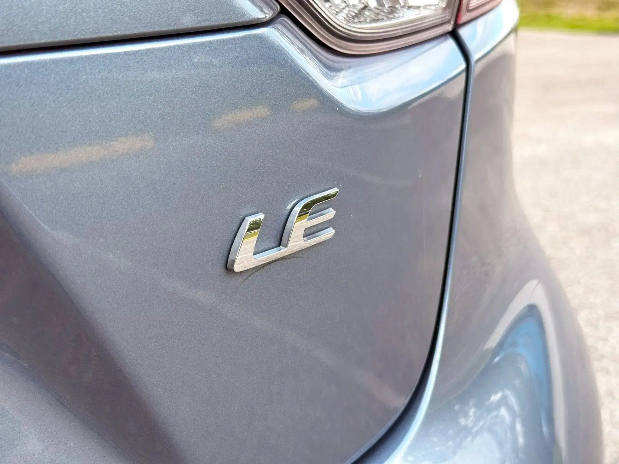 Toyota Corolla Le - Thumbnail 9