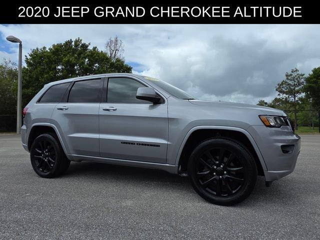 Jeep Grand Cherokee Altitude - View 1