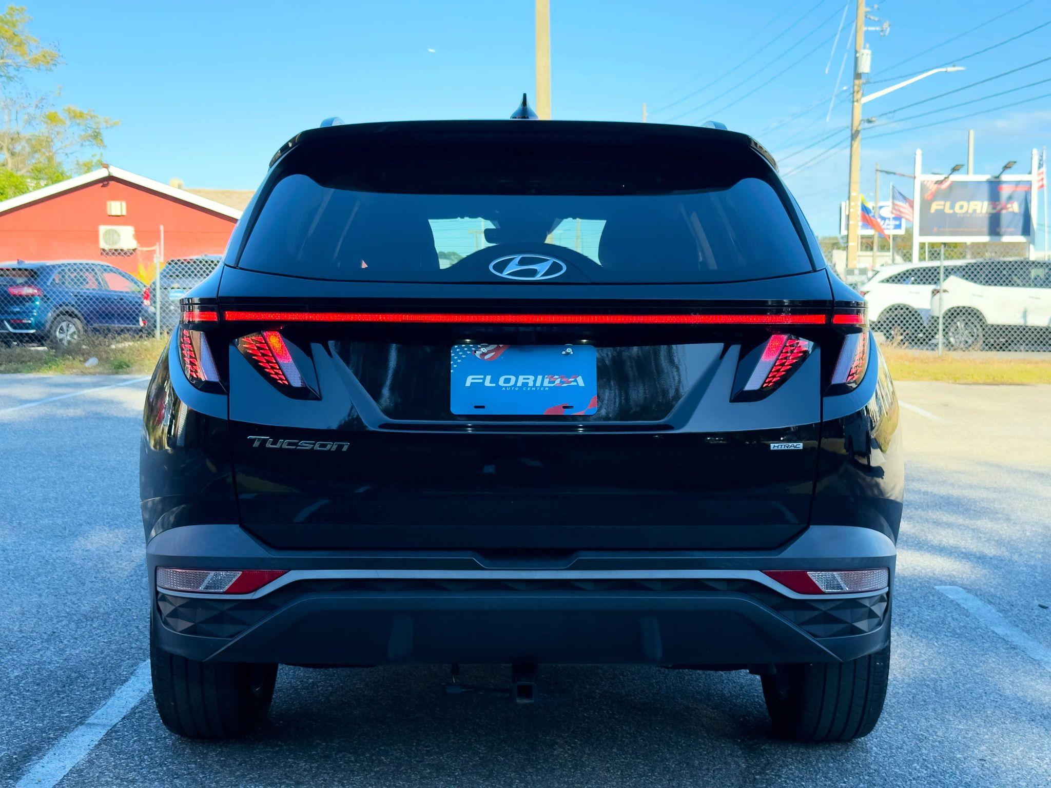 Hyundai Tucson Sel Sport Utility 4D - Thumbnail 9