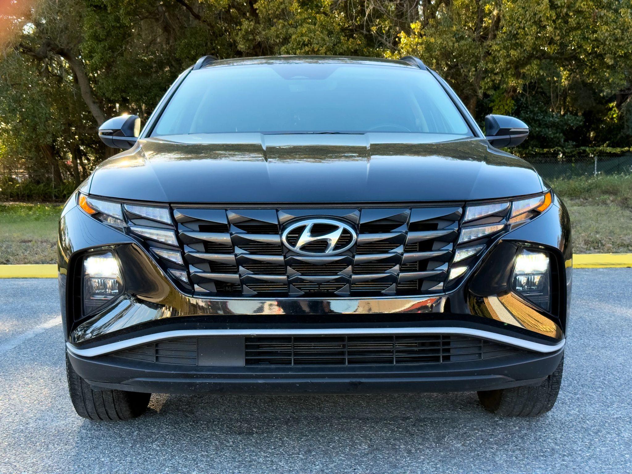 Hyundai Tucson Sel Sport Utility 4D - Thumbnail 3