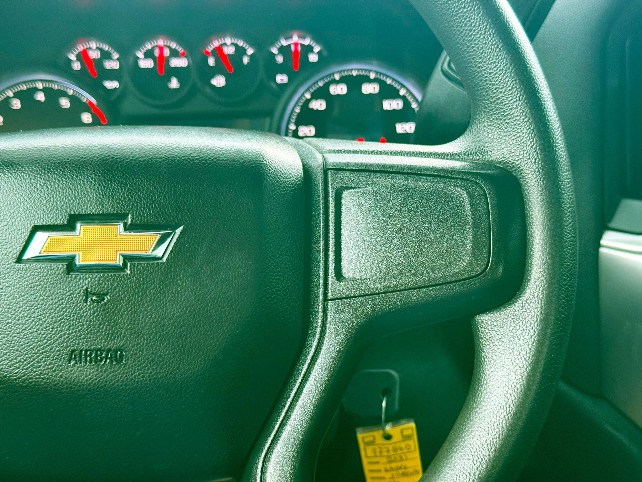 Chevrolet Silverado 1500 - Thumbnail 19