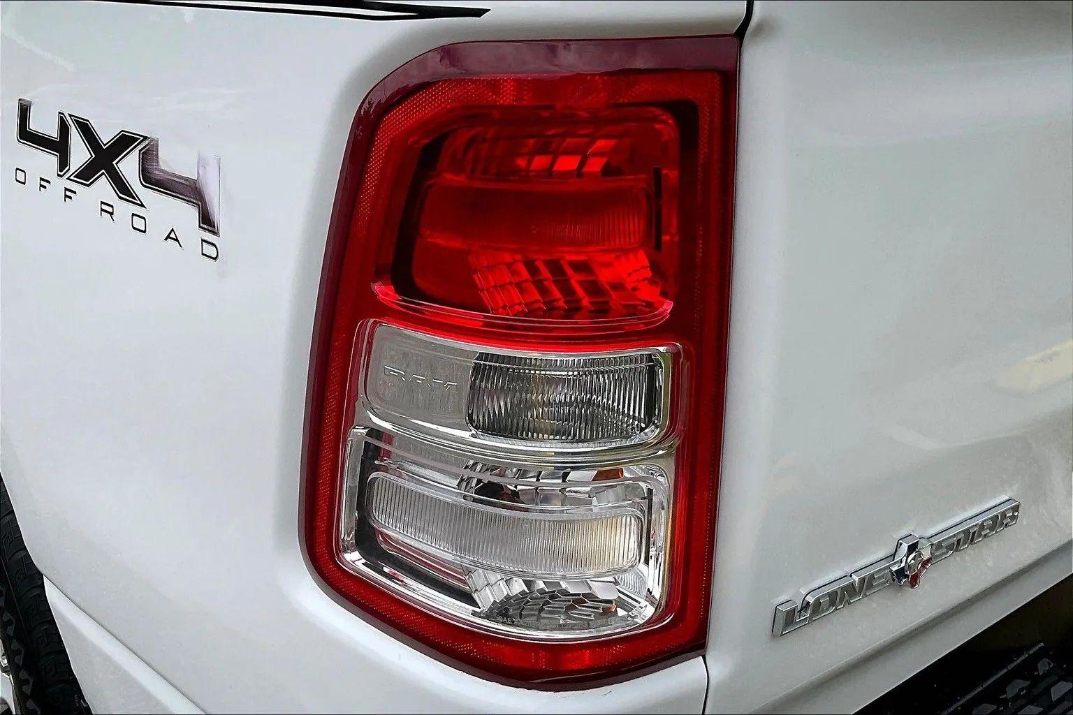 Ram 1500 Lone Star - Thumbnail 14