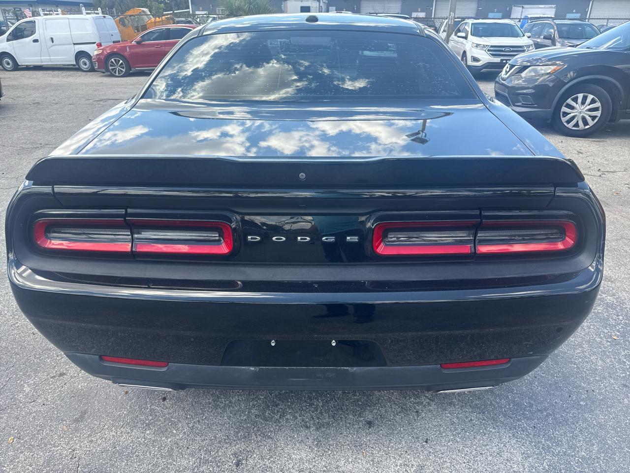 Dodge Challenger Sxt - Thumbnail 10