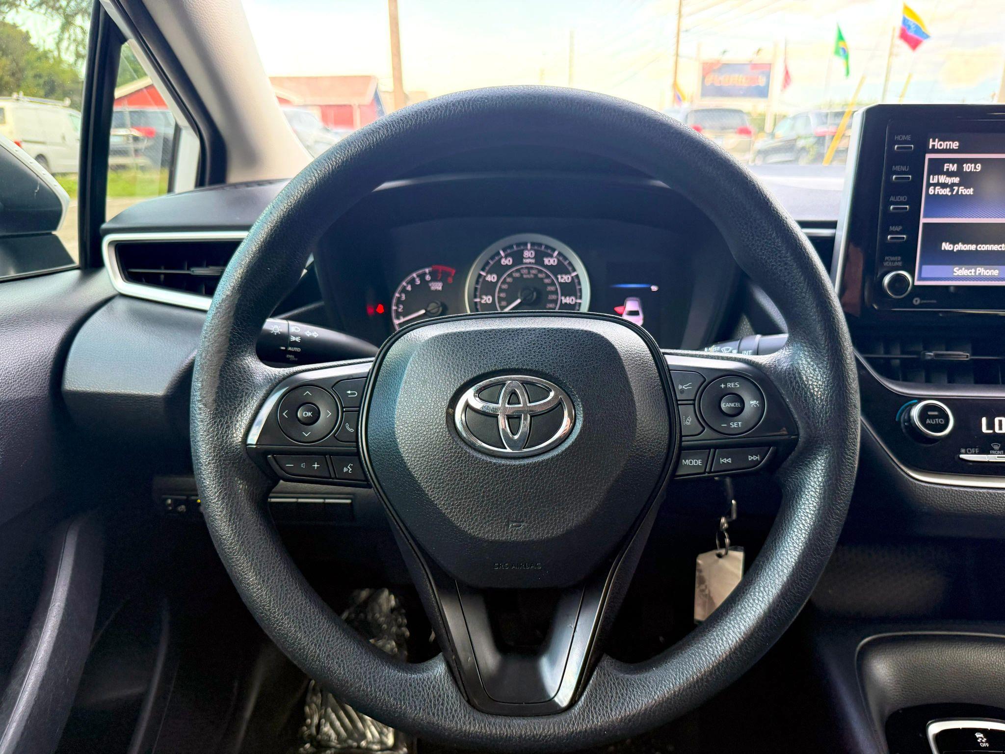 Toyota Corolla Le - Thumbnail 14