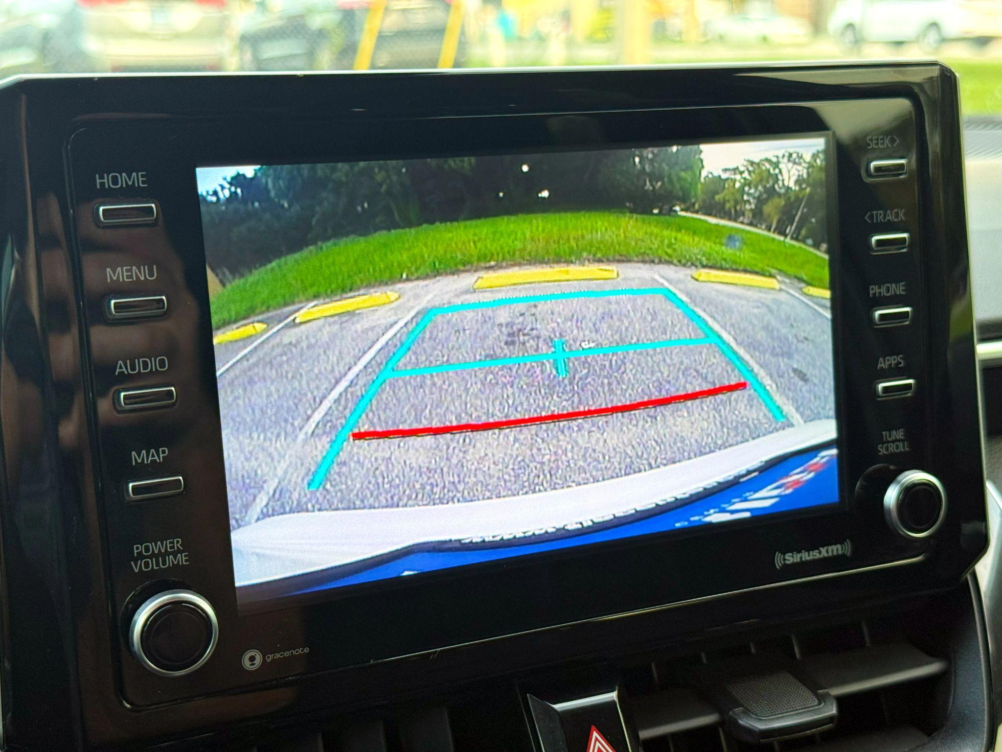 Toyota Corolla Le - Thumbnail 19