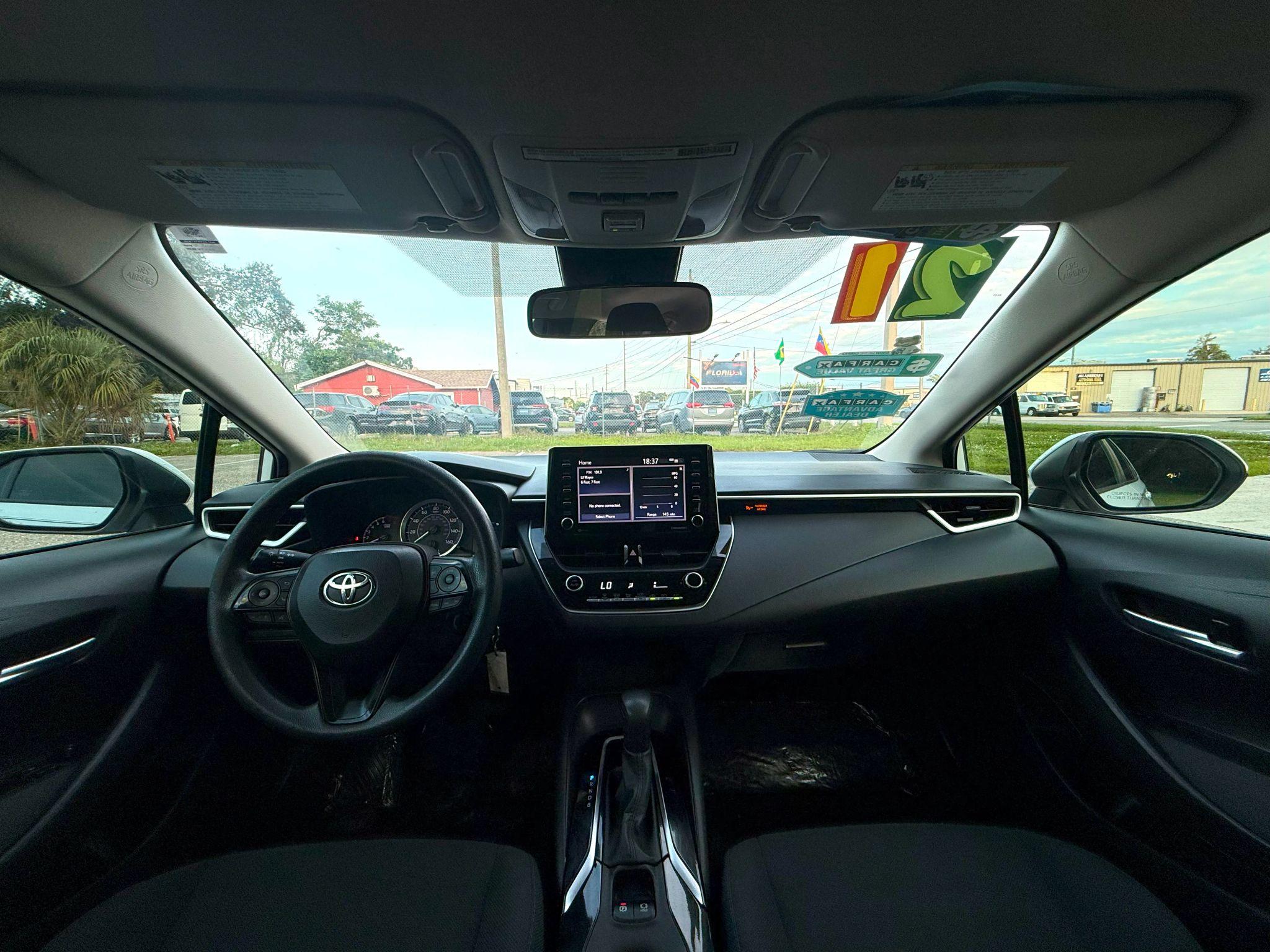 Toyota Corolla Le - Thumbnail 12