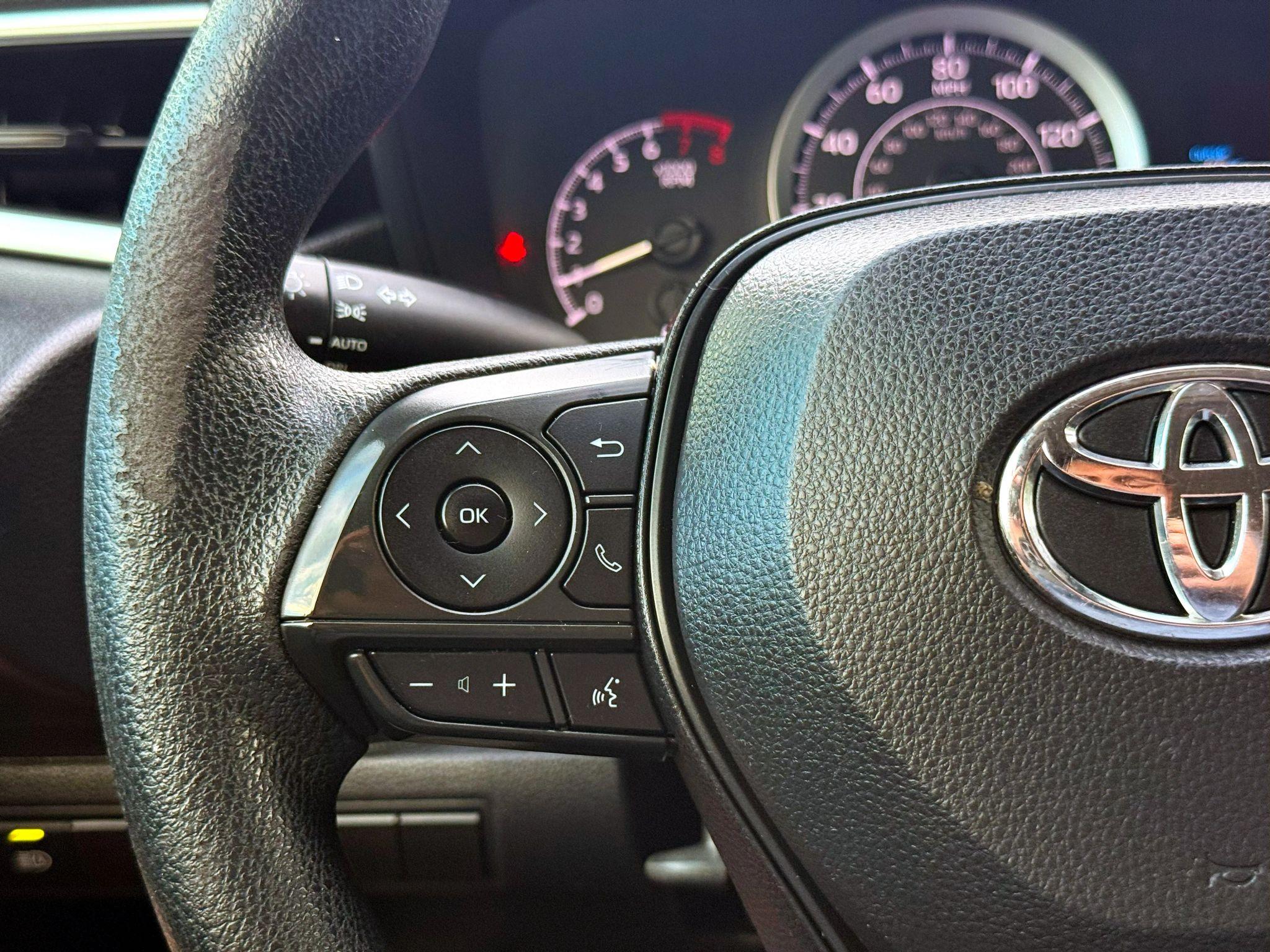 Toyota Corolla Le - Thumbnail 16