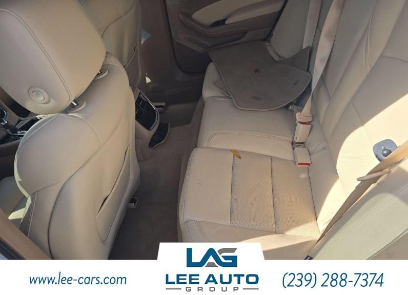 Cadillac Cts Sedan Luxury Awd - View 1