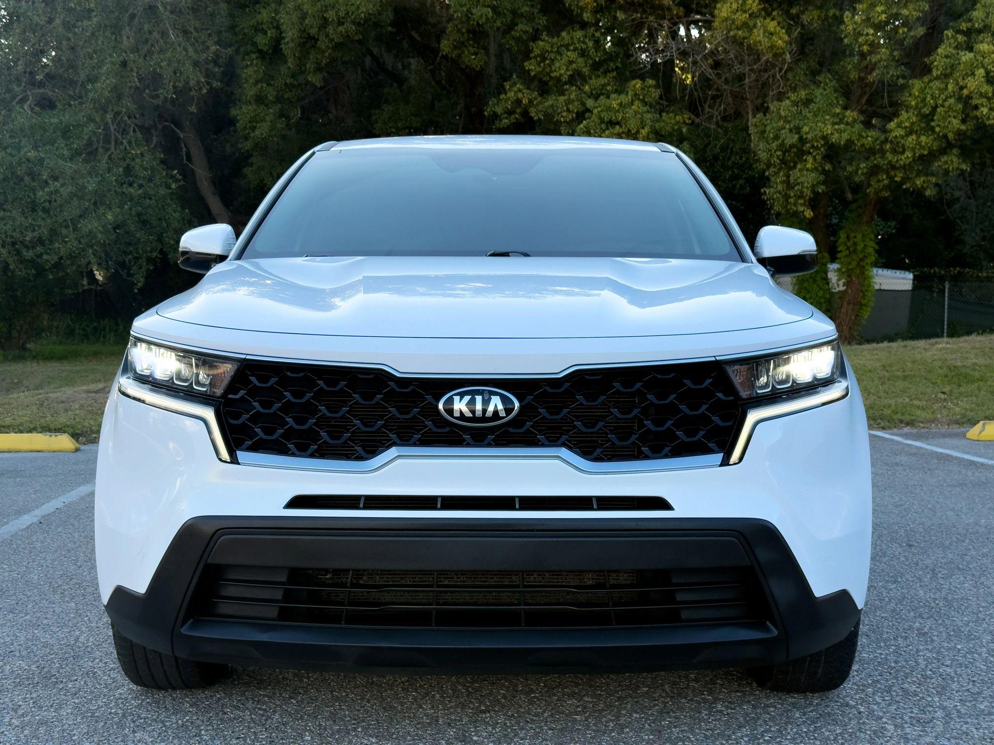 Kia Sorento Lx - Thumbnail 3