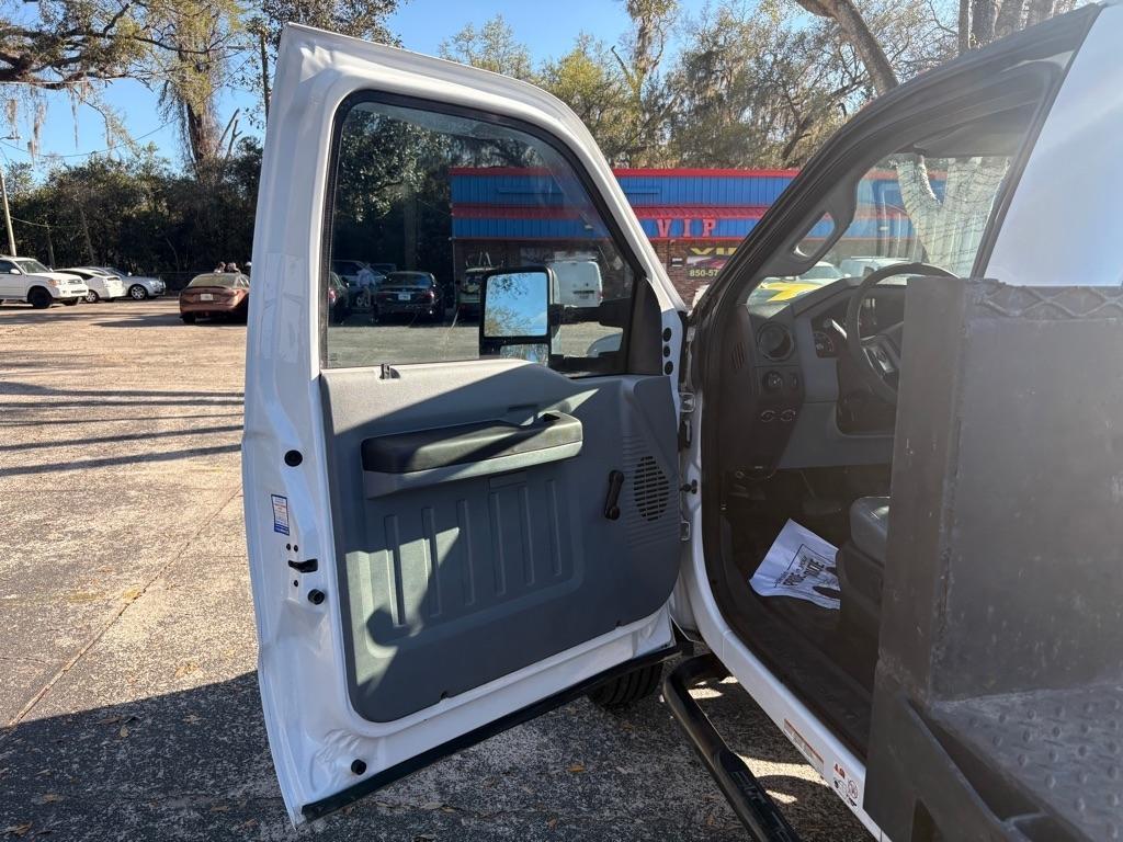 Ford F-550 Regular Cab Drw 2Wd - Thumbnail 10