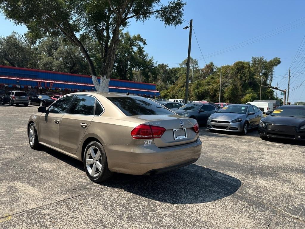 Volkswagen Passat Sport 5M - Thumbnail 4