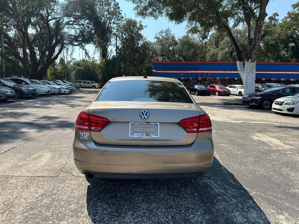 Volkswagen Passat Sport 5M - Thumbnail 5