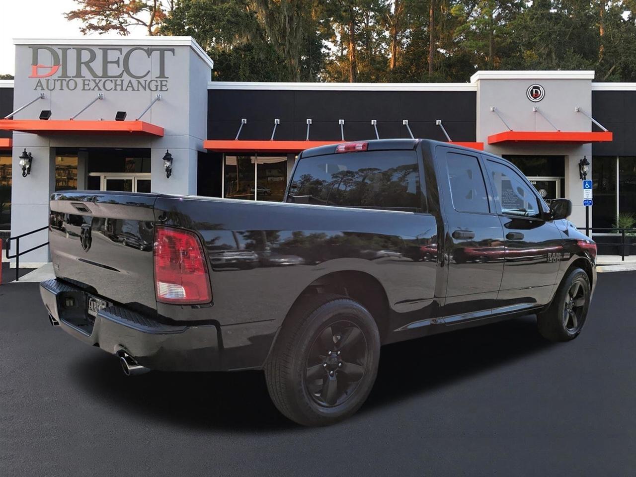 Ram 1500Tradesman Quad Cab 2Wd - Thumbnail 4