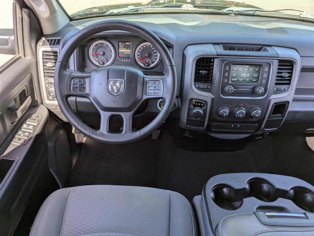 Ram 1500Tradesman Quad Cab 2Wd - Thumbnail 16