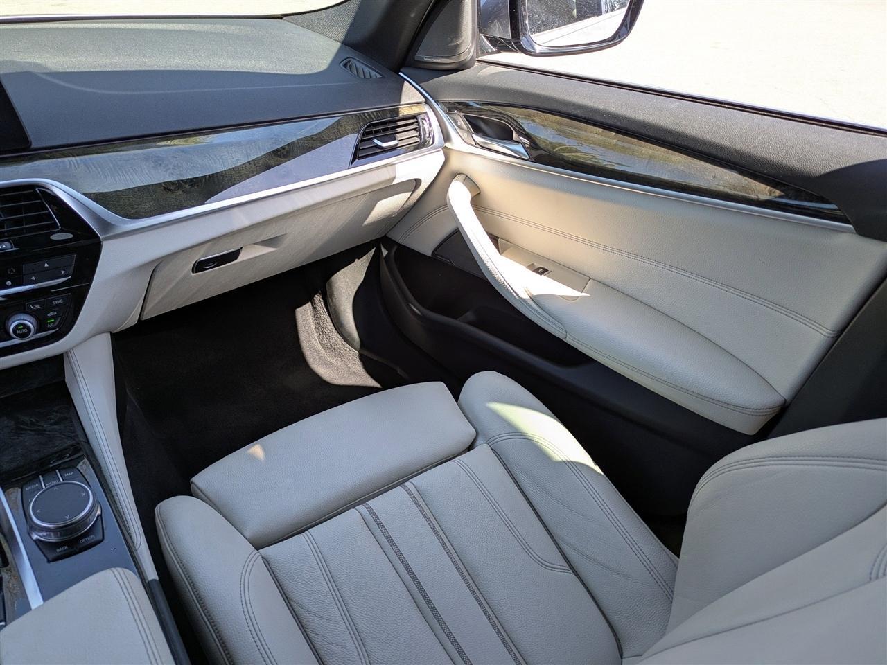 Bmw 5-Series530I - Thumbnail 16