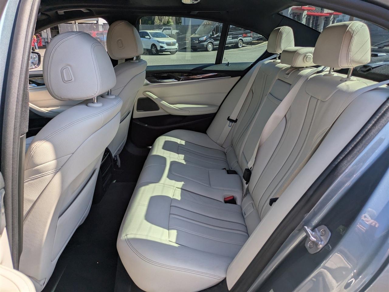 Bmw 5-Series530I - Thumbnail 13