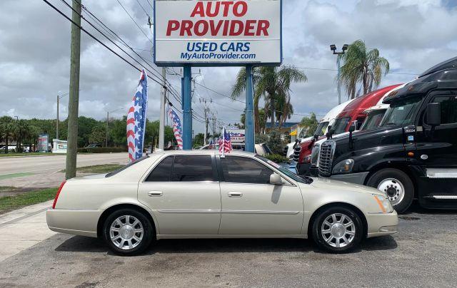 CADILLAC DTS - Thumbnail 3