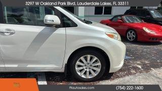 Toyota Sienna - Thumbnail 20