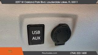 Toyota Sienna - Thumbnail 2