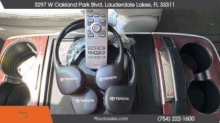 Toyota Sienna - Thumbnail 3