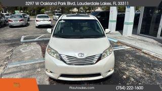 Toyota Sienna - Thumbnail 10