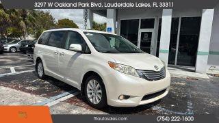 Toyota Sienna - Thumbnail 9
