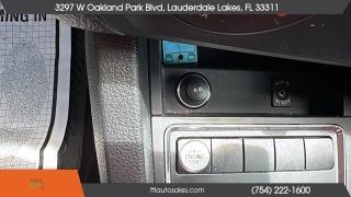 Volkswagen Jetta - Thumbnail 2