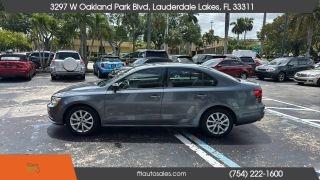 Volkswagen Jetta - Thumbnail 13