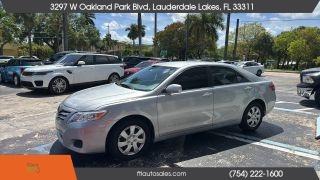 Toyota Camry - Thumbnail 12