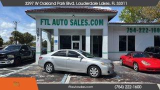 Toyota Camry - Thumbnail 18