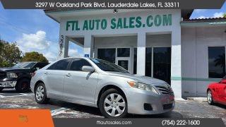 Toyota Camry - Thumbnail 8