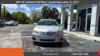 Toyota Camry - Thumbnail 11