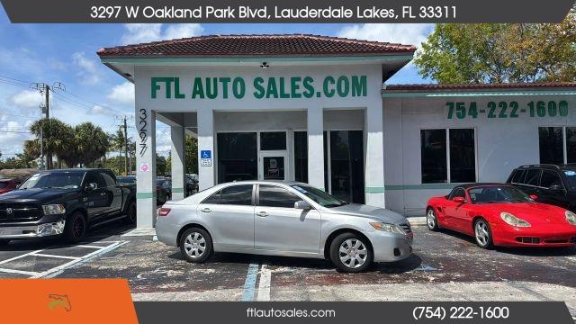 Toyota Camry - View 1