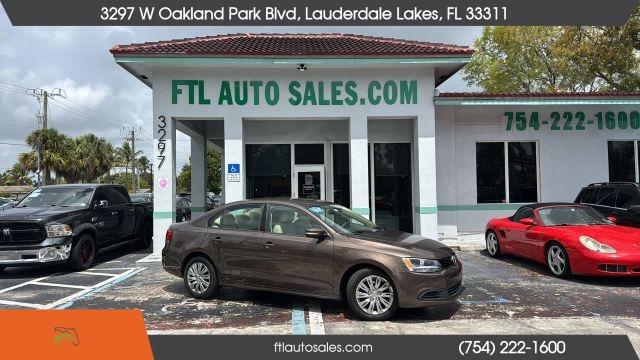 Volkswagen Jetta - View 1