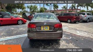 Volkswagen Jetta - Thumbnail 16