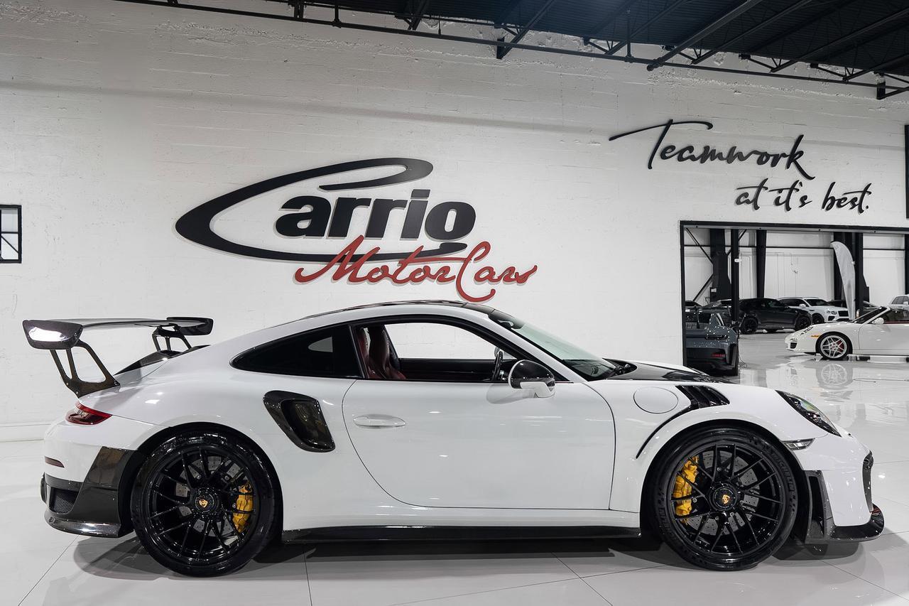 Porsche 911 - Thumbnail 8