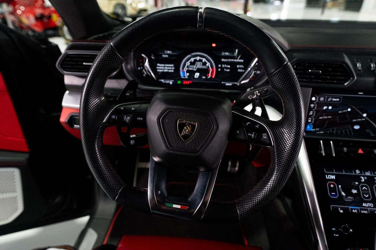 Lamborghini Urus - Thumbnail 20
